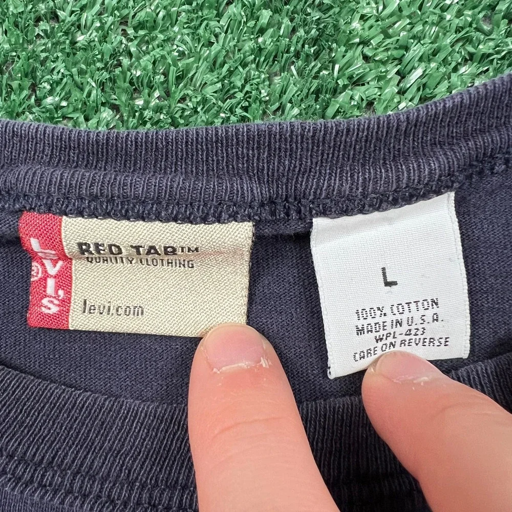 Vintage Levi's Red‎ Tab Long Sleeve T-Shirt Mens Large Faded Navy Blue USA 90s